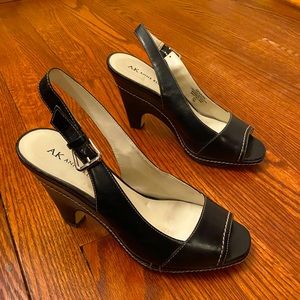 Anne Klein Akaxavia, Black Leather Sling back shoes, Size 7, gently used.